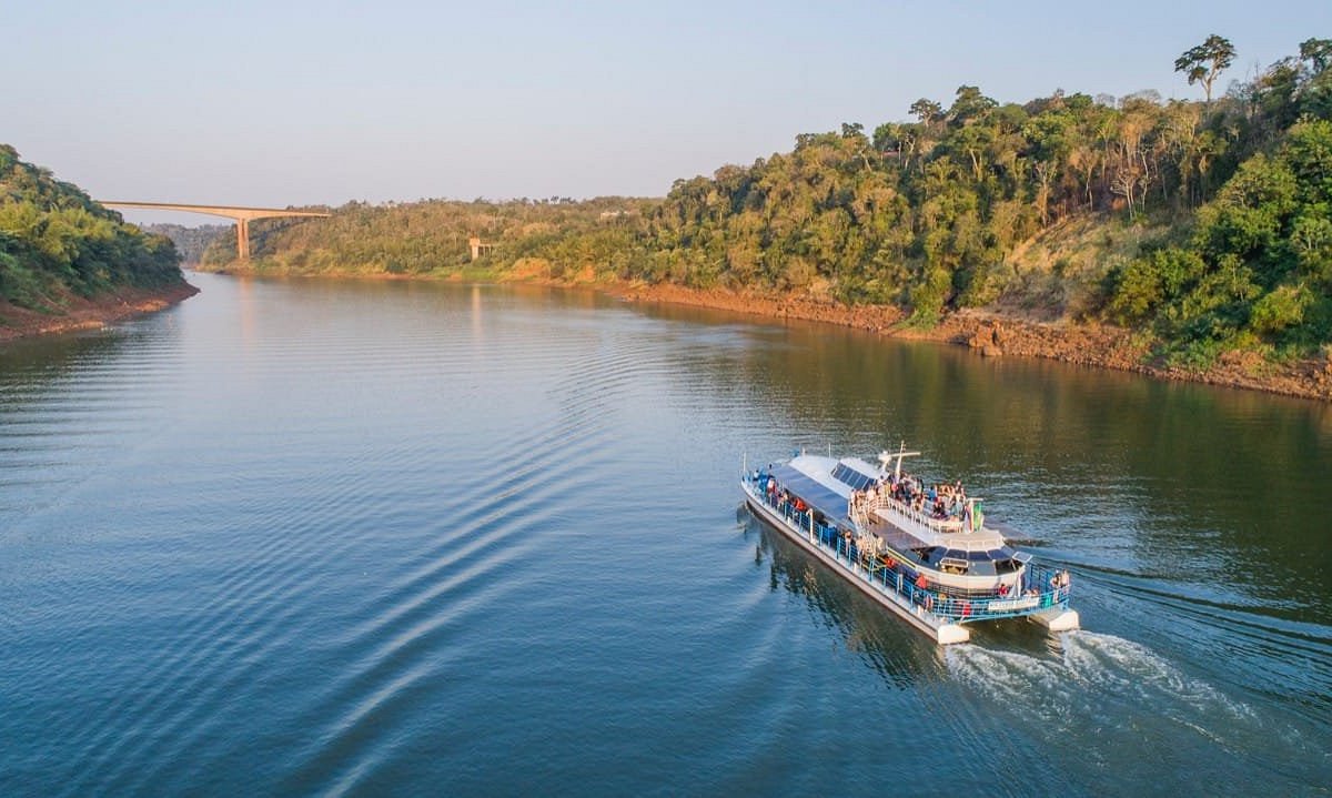 CRUCEROS IGUAZU CRUCEROS IGUAZU